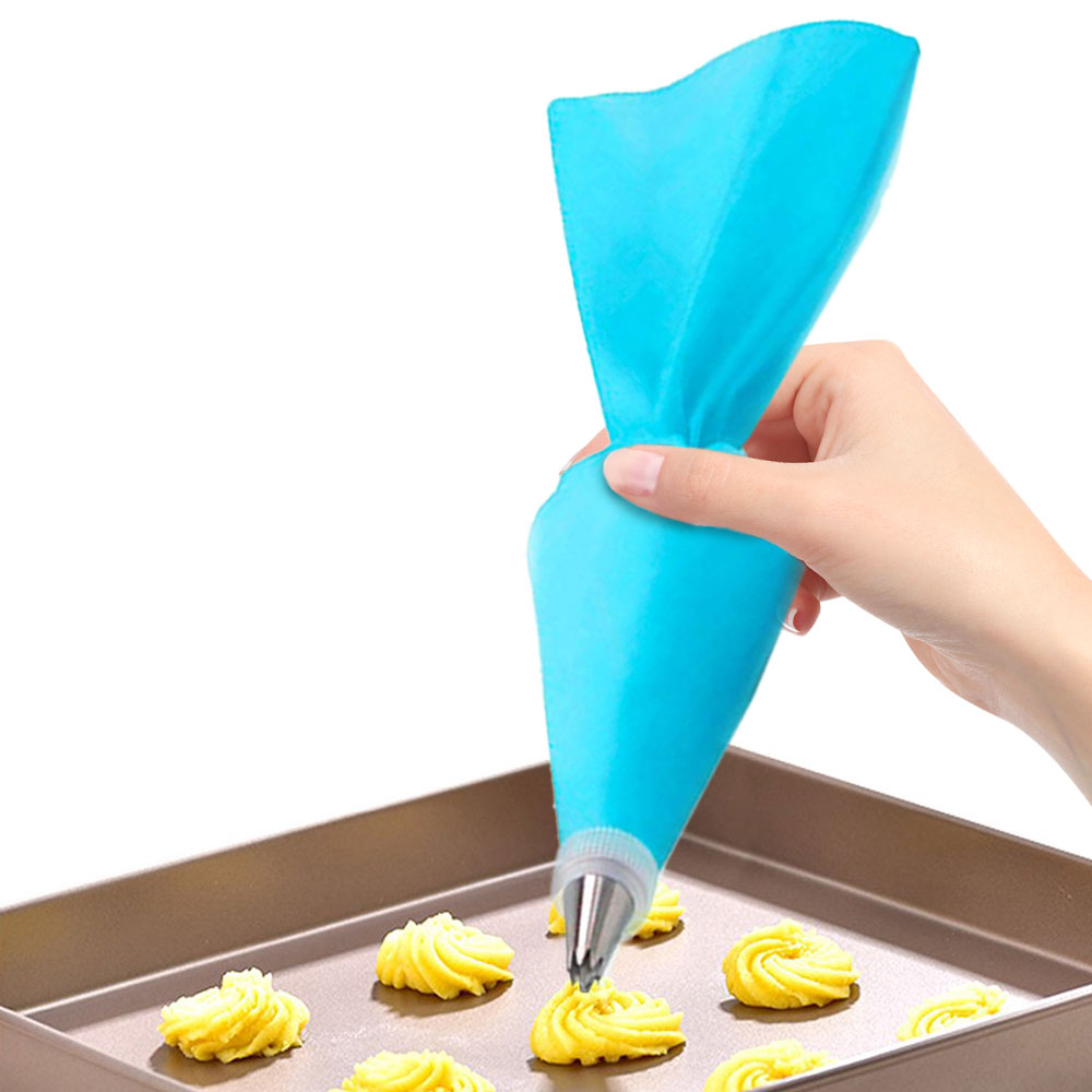 Cake Decorating Piping Set  6-26 Nozzle Pastry Bag Tool for Baking & Desserts
